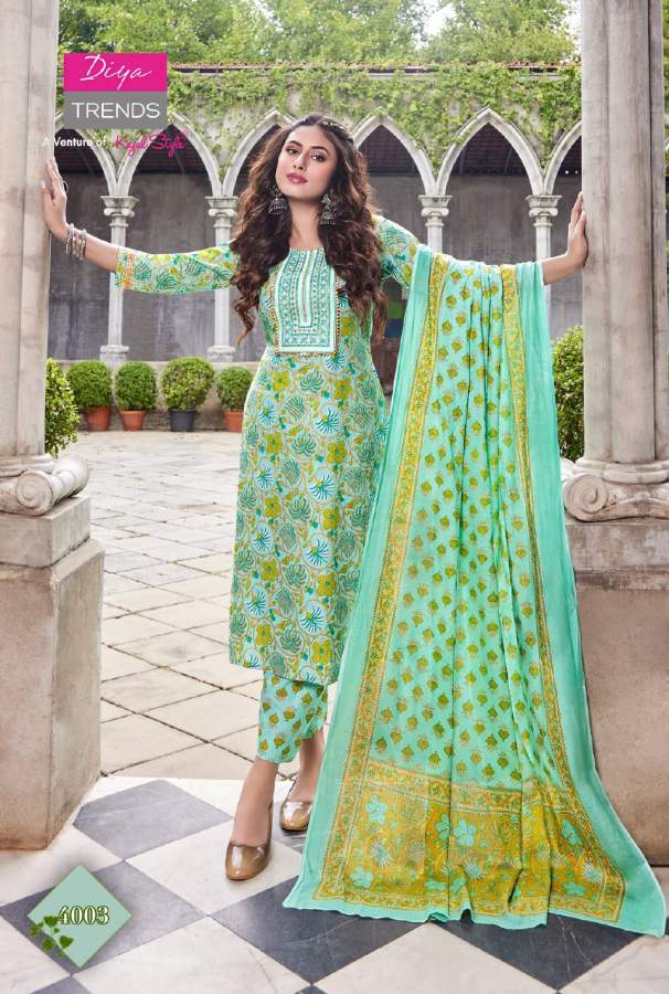 Odhani 4 Classy Exclusive Wear Wholesale Kurti With Pant And Dupatta Collection